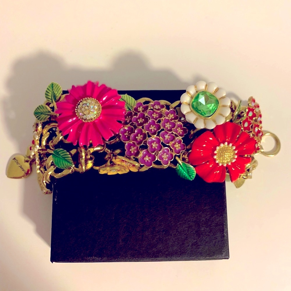 Betsey Johnson Floral bracelet